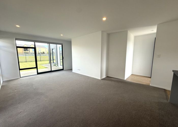  at 93 Manakura St, Russley, Christchurch City, Canterbury