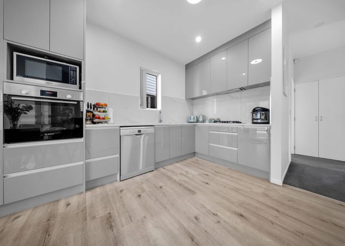  at 6 Warbler Crescent, Papakura, Papakura