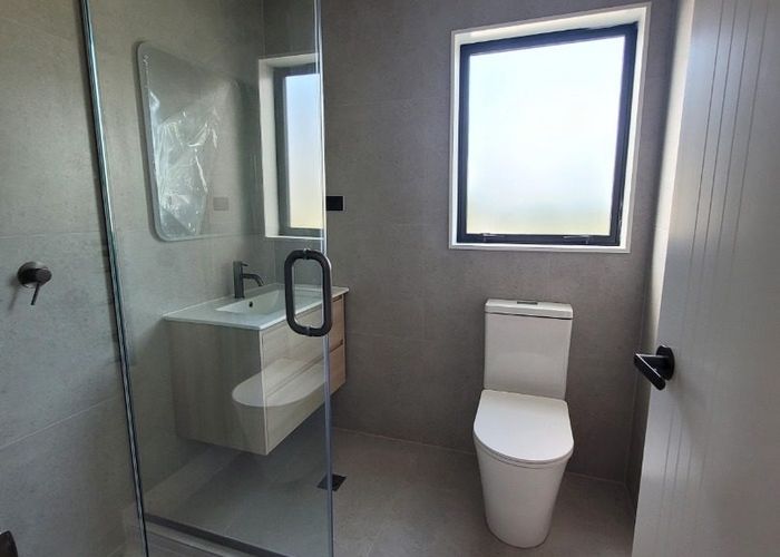  at 10/15 Union Road, Howick, Manukau City, Auckland