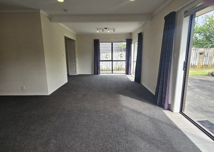  at 2/7 Edendale Road, Somerville, Manukau City, Auckland