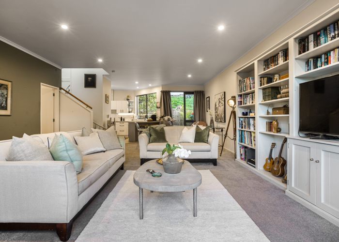  at 6 Riccarton Way, Ellerslie, Auckland
