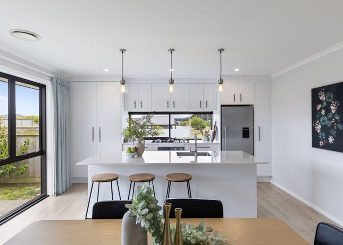  at 202 Pacific Drive, Fitzherbert, Palmerston North, Manawatu / Whanganui