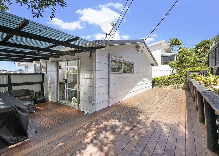  at 25A Matai Road, Stanmore Bay, Whangaparaoa