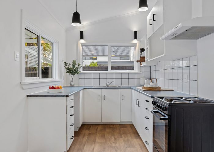  at 42 Southey Street, Sydenham, Christchurch City, Canterbury