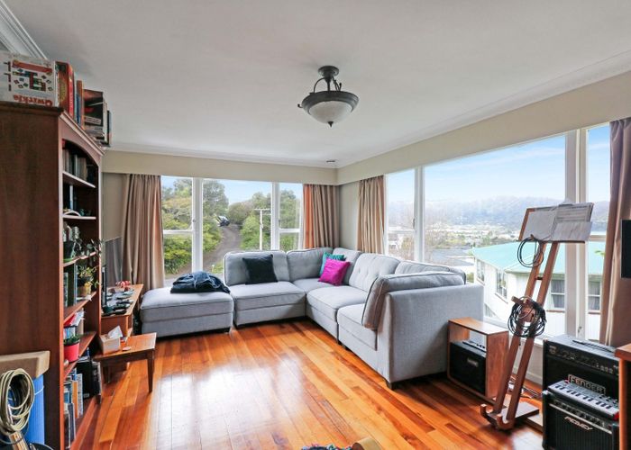 at 22 Vista Grove, Kelson, Lower Hutt, Wellington
