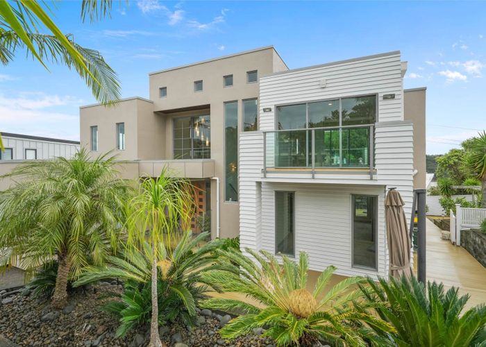  at 122 Kittiwake Drive, Albany, North Shore City, Auckland