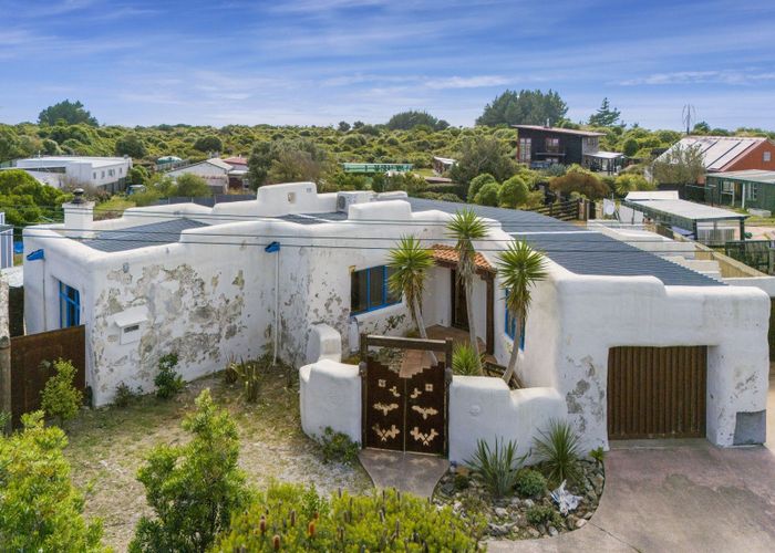  at 27 Muri Street, Aramoana, Port Chalmers