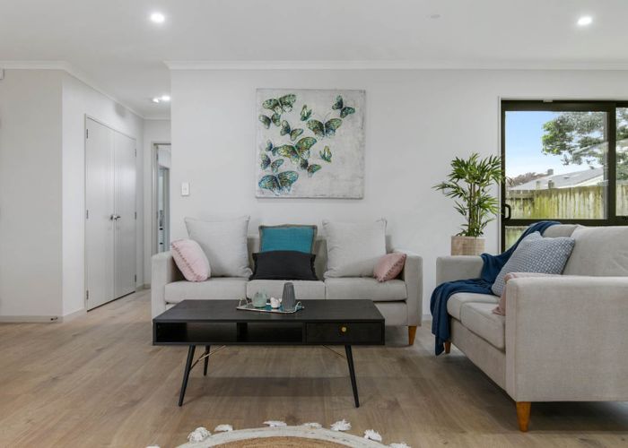  at 95C Raglan Street, Mangere East, Auckland
