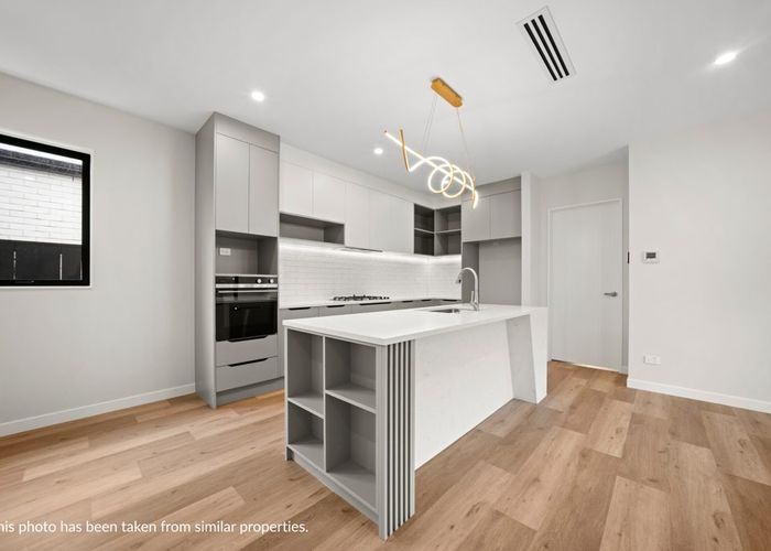  at 17 Pupu Crescent, Opaheke, Papakura, Auckland