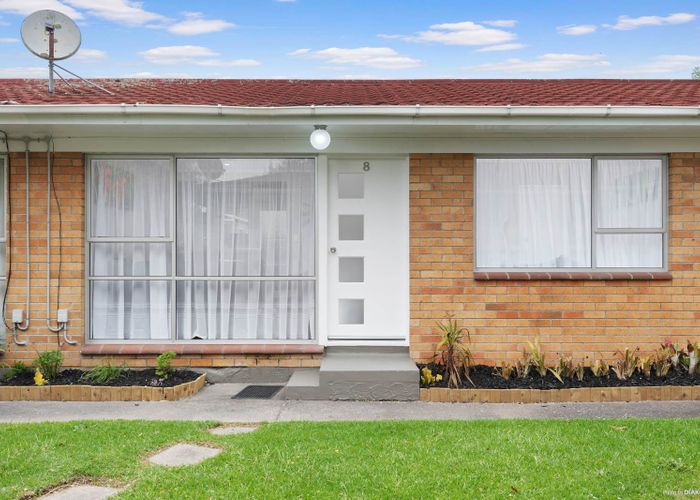  at 8/79 Glendale Road, Glen Eden, Auckland