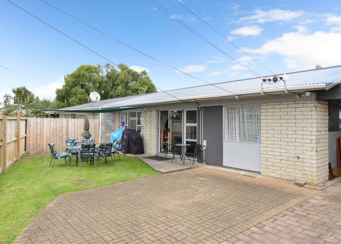 at 409A Dey Street, Hamilton East, Hamilton