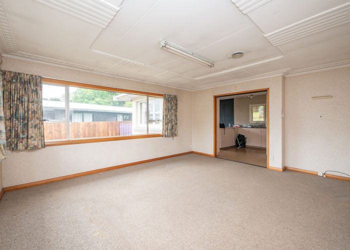  at 184 Main South Road, Green Island, Dunedin, Otago