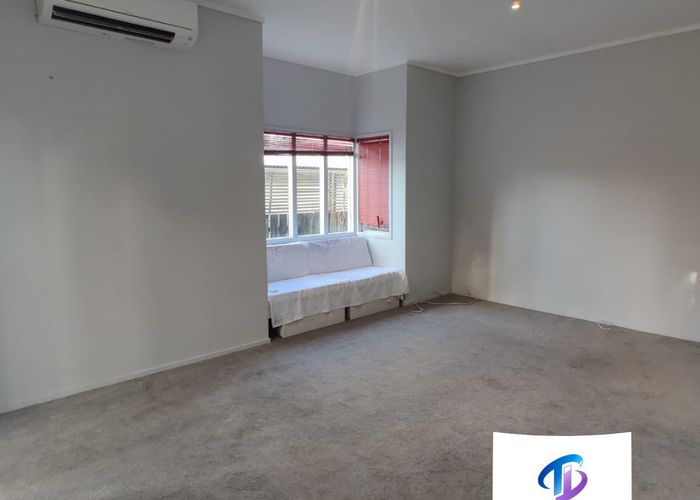  at 121 Kindergarten Drive, Conifer Grove, Papakura, Auckland