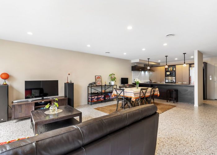  at 12 Zabeel Crescent, Takanini, Auckland