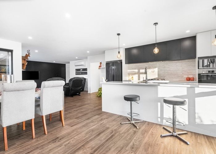  at 12 Ranby Place, Woodend, Woodend