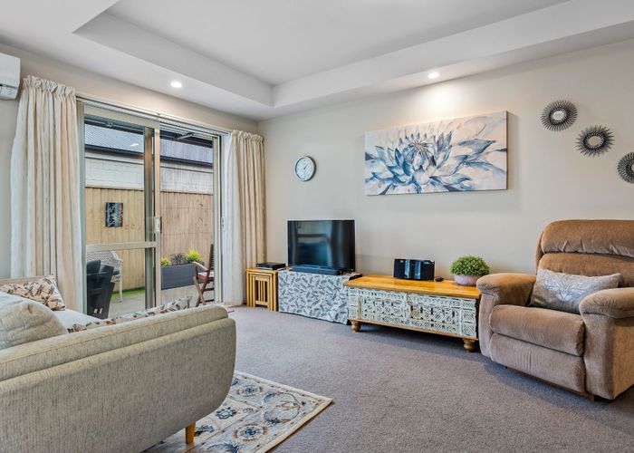  at 1/158 Harewood Road, Papanui, Christchurch