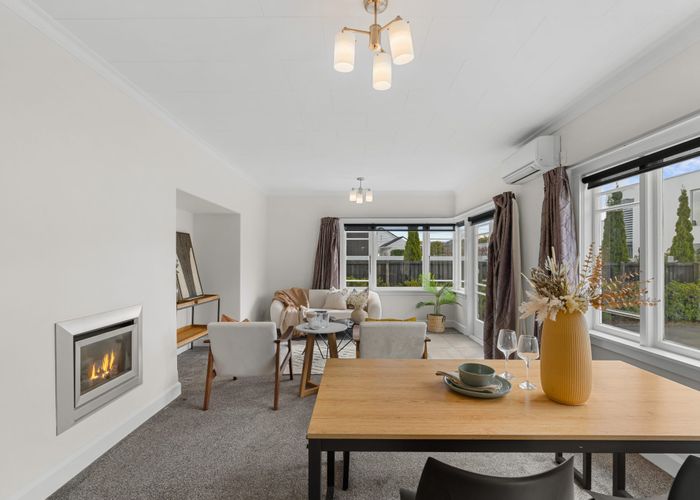  at 15 Roa Road, Fendalton, Christchurch