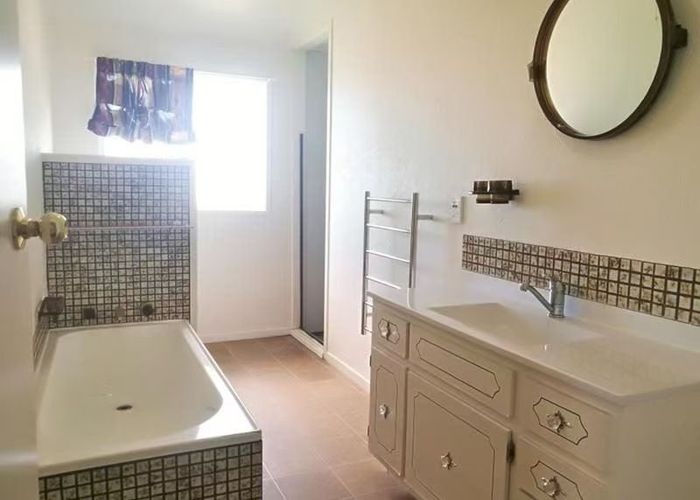  at 53 west coast, Glen Eden, Waitakere City, Auckland