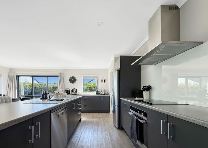  at 8 Hosta Lnwy, Wigram, Christchurch City, Canterbury