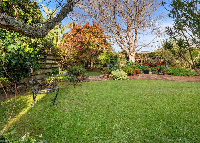  at 3 Hauraki Road, Hauraki, Auckland