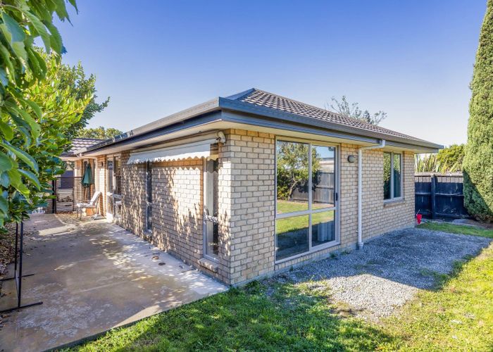  at 10 Netley Place, Aranui, Christchurch City, Canterbury
