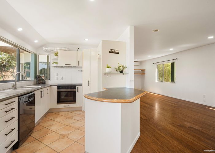  at 31C Greenvalley Rise, Glenfield, Auckland