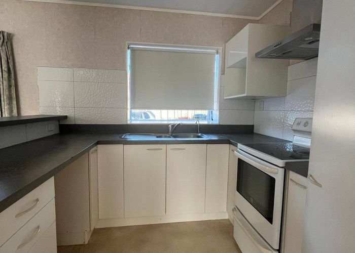  at 1/43 Holly Street, Avondale, Auckland City, Auckland