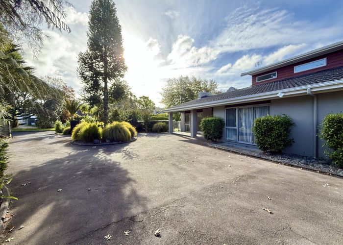  at 26 Kingfisher Grove, Greenhithe, Auckland