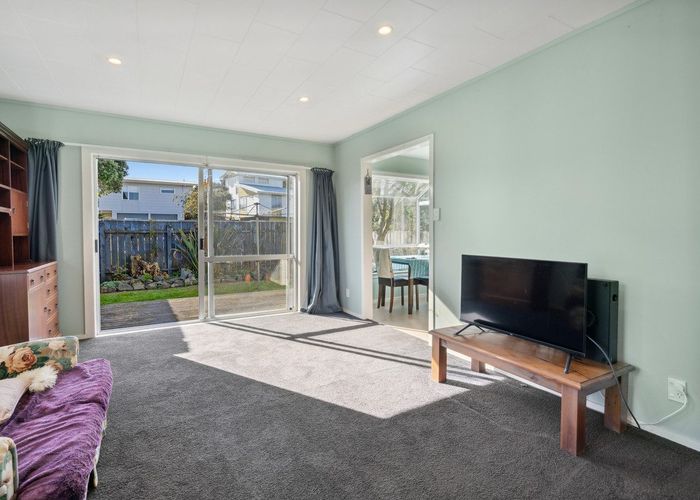  at 7 Downs View Place, Pukerua Bay, Porirua
