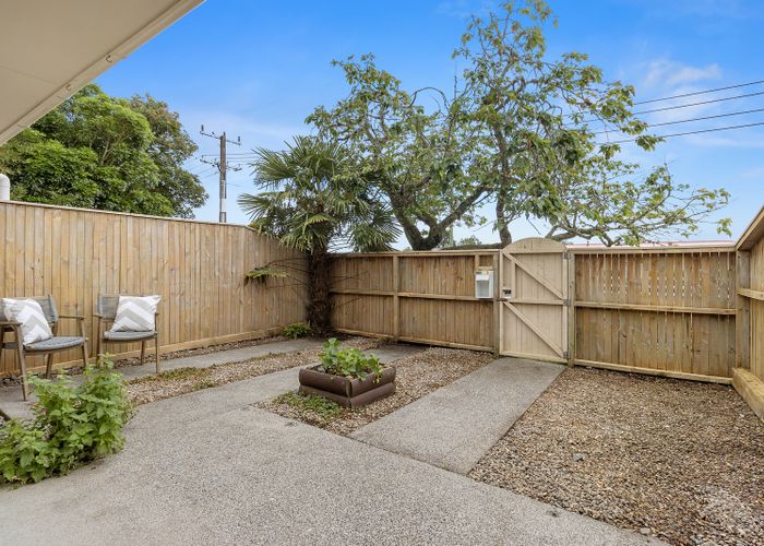  at 2/48 Byron Street, Leamington, Cambridge