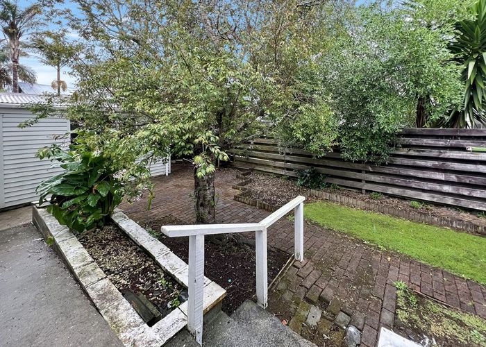  at 1/100 Beach Road, Papakura, Papakura, Auckland