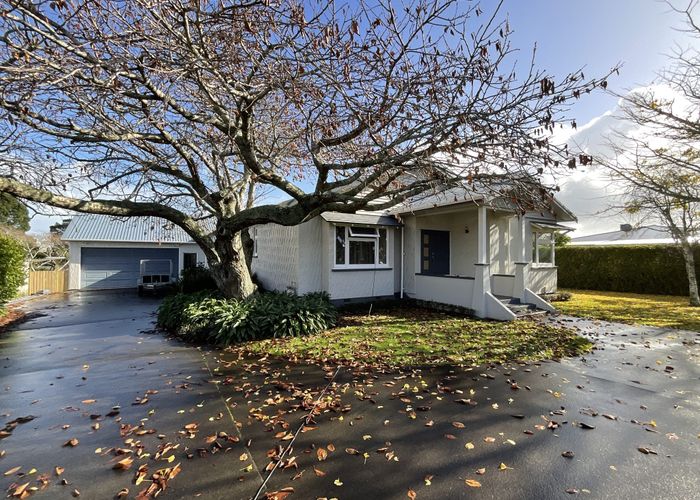  at 46 Waiwaka Terrace, Strandon, New Plymouth