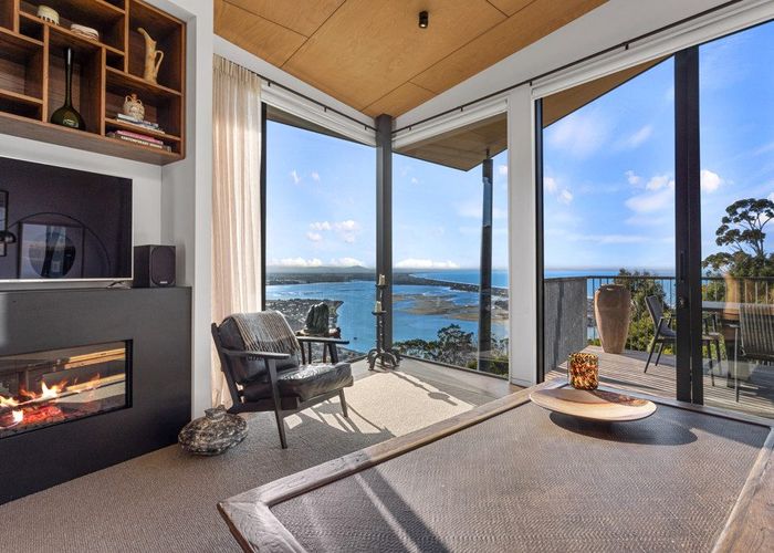  at 148C Panorama Road, Sumner, Christchurch City, Canterbury