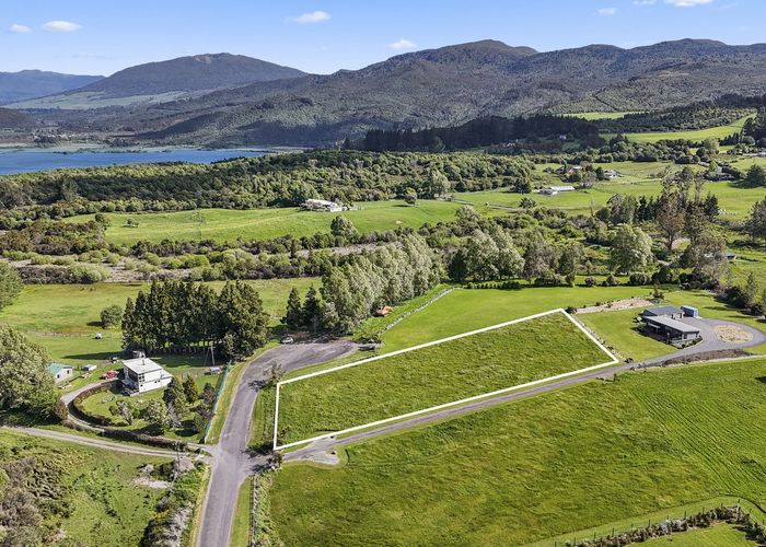  at 66 Parerohi Grove, Kuratau, Tūrangi