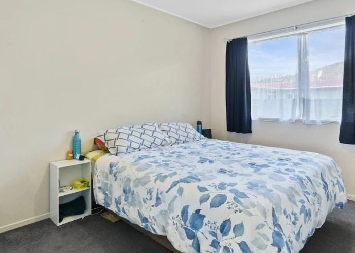  at 8/121 Bell RD, GRACEFIELD, LOWER HUTT