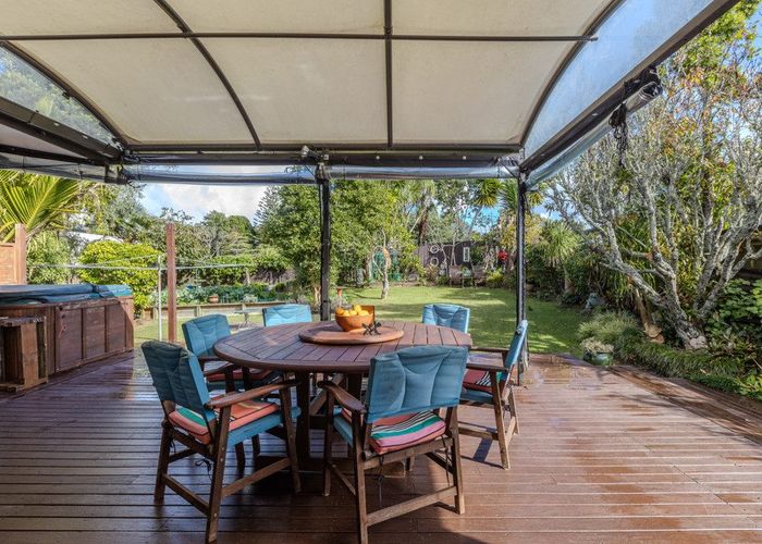  at 46 Normanton Street, Glenfield, Auckland
