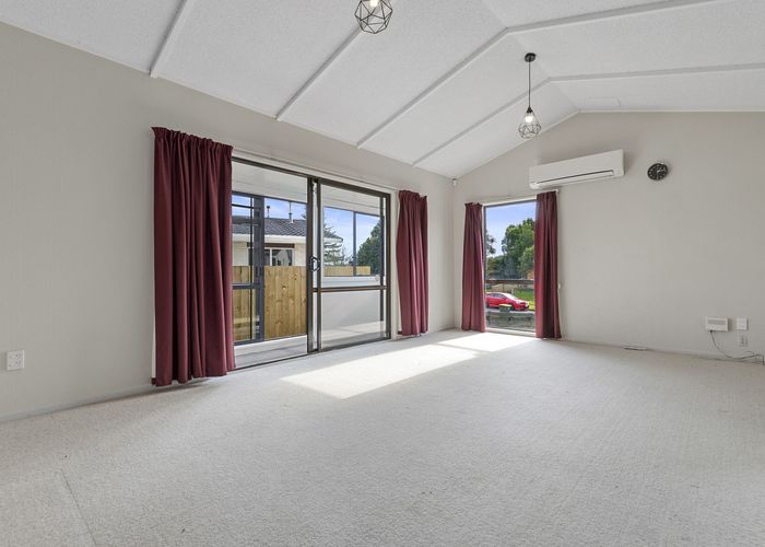  at 9 Opal Place, Chartwell, Hamilton