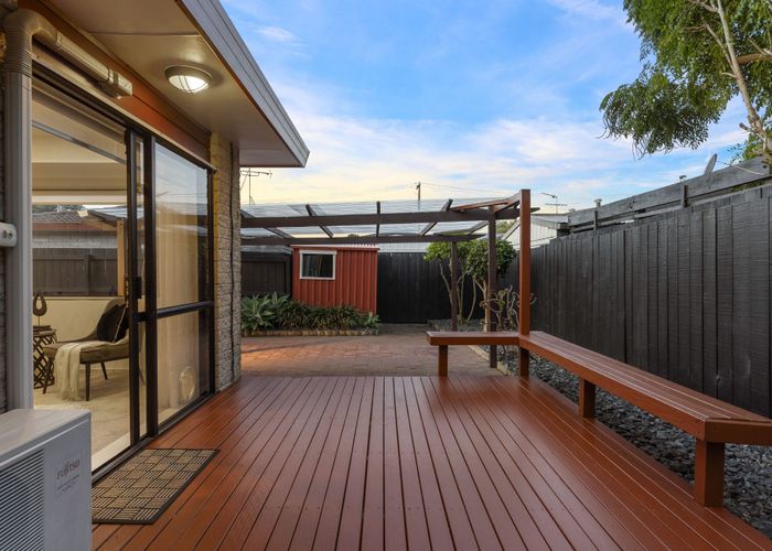  at 4/30 Rutland Road, Mount Wellington, Auckland