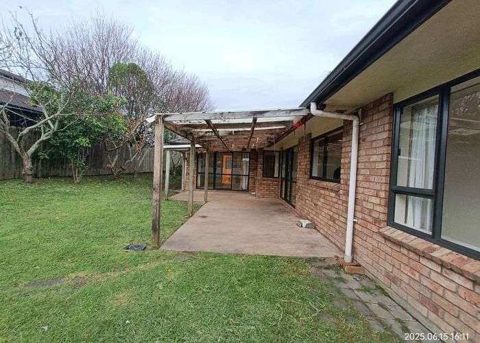  at 17 Teelin Place, Flat Bush, Manukau City, Auckland
