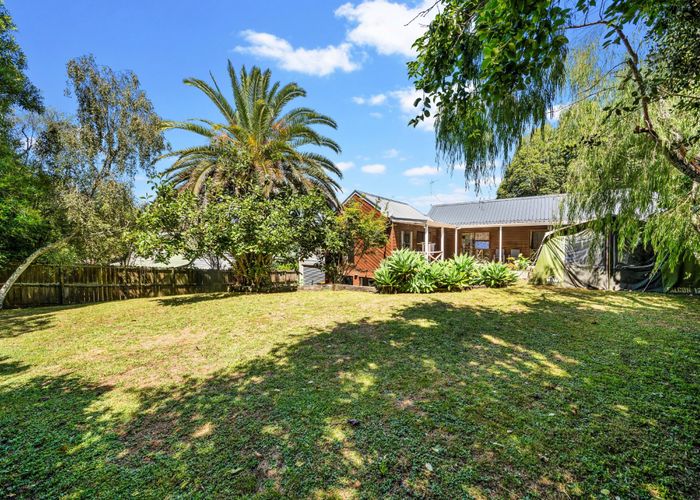 For sale 28 Wells Road, Bucklands Beach, Manukau City, Auckland