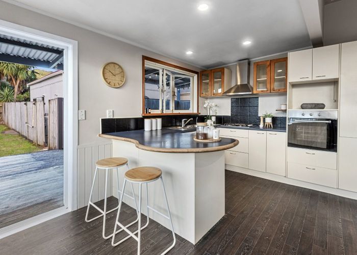  at 22 Kamo Road, Regent, Whangarei