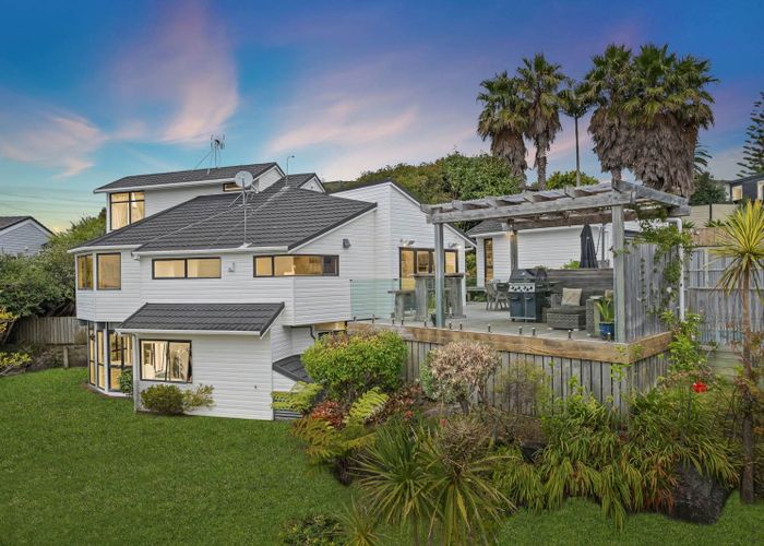  at 15 Danbury Drive, Torbay, Auckland
