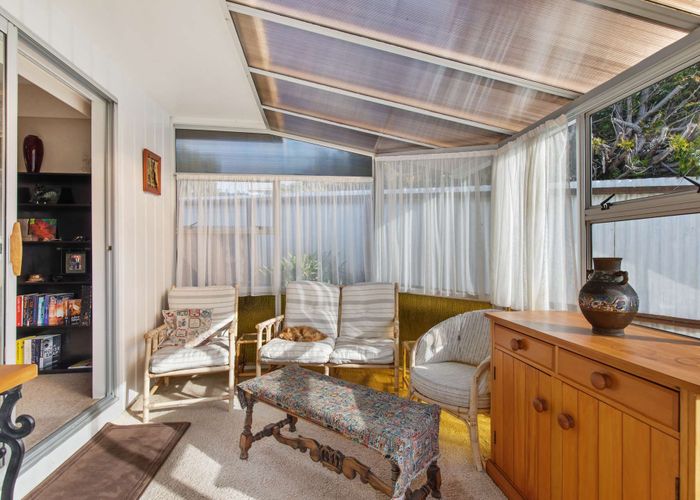  at 2/57 Sunbrae Drive, Silverstream, Upper Hutt