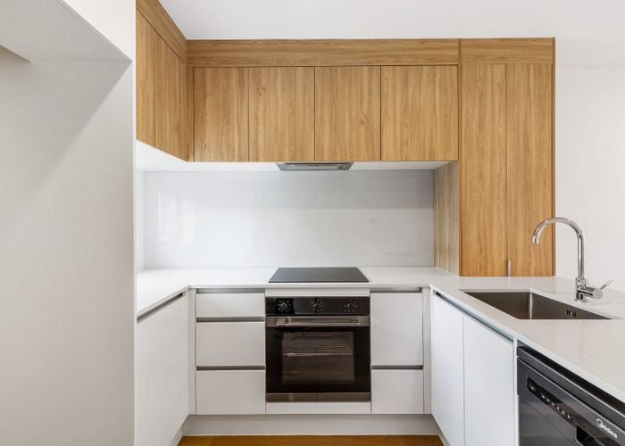  at 321 Glengarry Road, Glen Eden, Waitakere City, Auckland