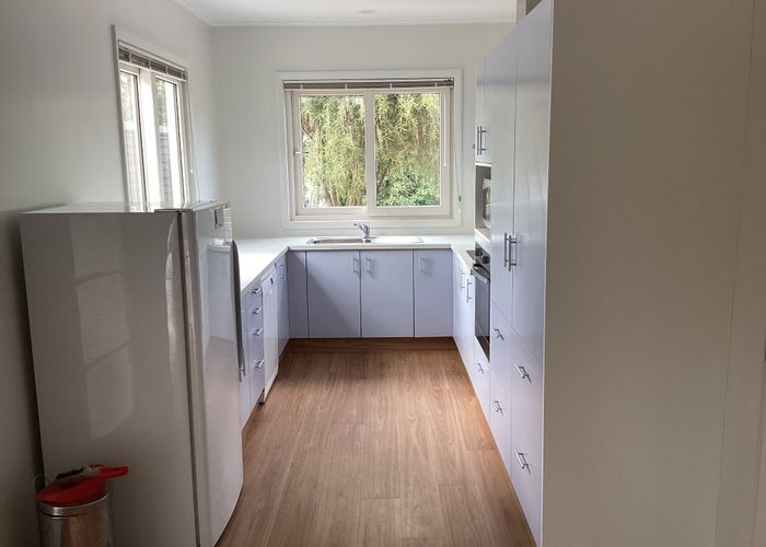  at 6 Kitchener Place, Opawa, Christchurch City, Canterbury