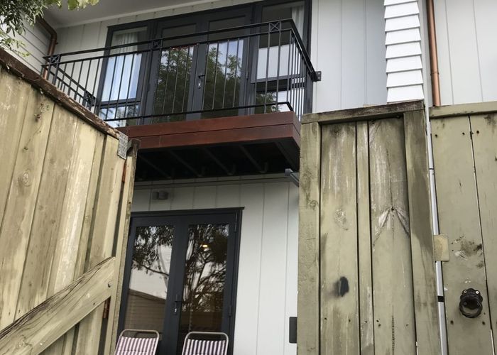  at 6/3 Burton Street, Grafton, Auckland City, Auckland