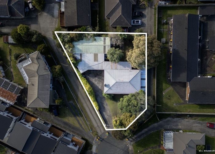  at 11 Rowan Terrace, Te Atatu South, Waitakere City, Auckland