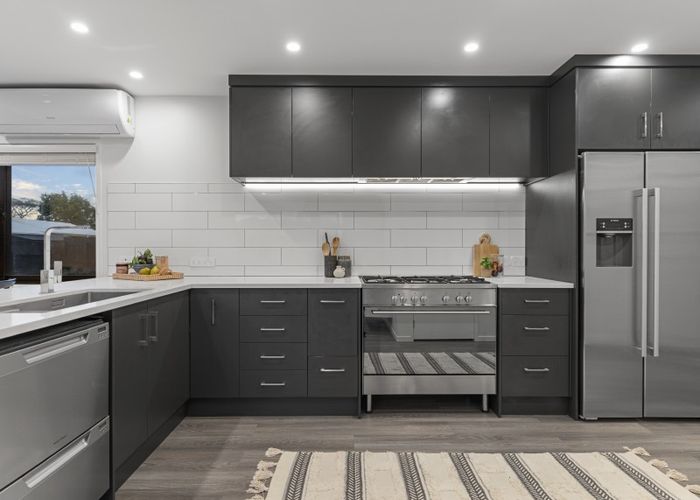  at 11 Lyn Grove, Papamoa Beach, Papamoa