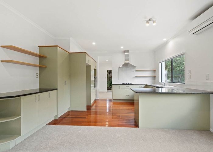  at 21 William Gamble Drive, Greenhithe, North Shore City, Auckland