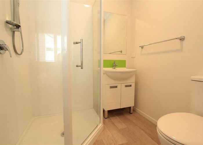  at 3/28 Hunter Street, Hamilton Lake, Hamilton